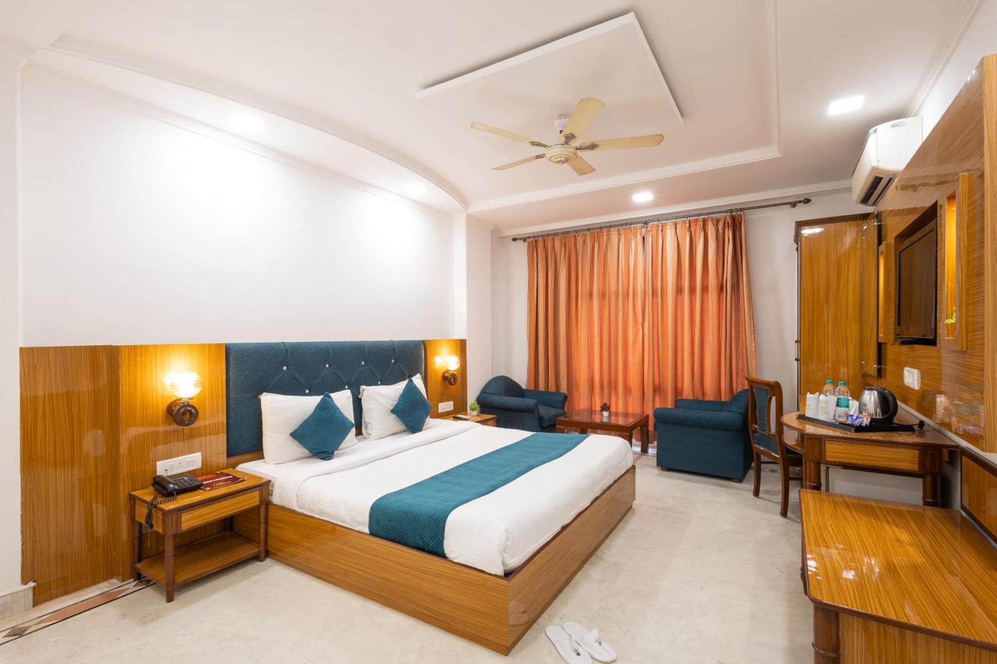 Hotel Panickers Residency - Ajmal Khan Market Near Karol Bagh Metro Delhi (National Capital Territory of India) Exterior foto