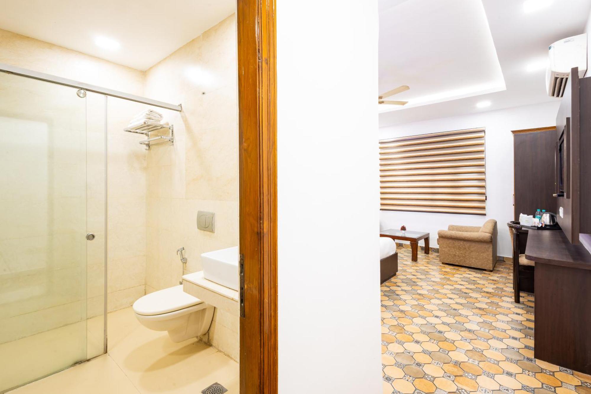 Hotel Panickers Residency - Ajmal Khan Market Near Karol Bagh Metro Delhi (National Capital Territory of India) Exterior foto