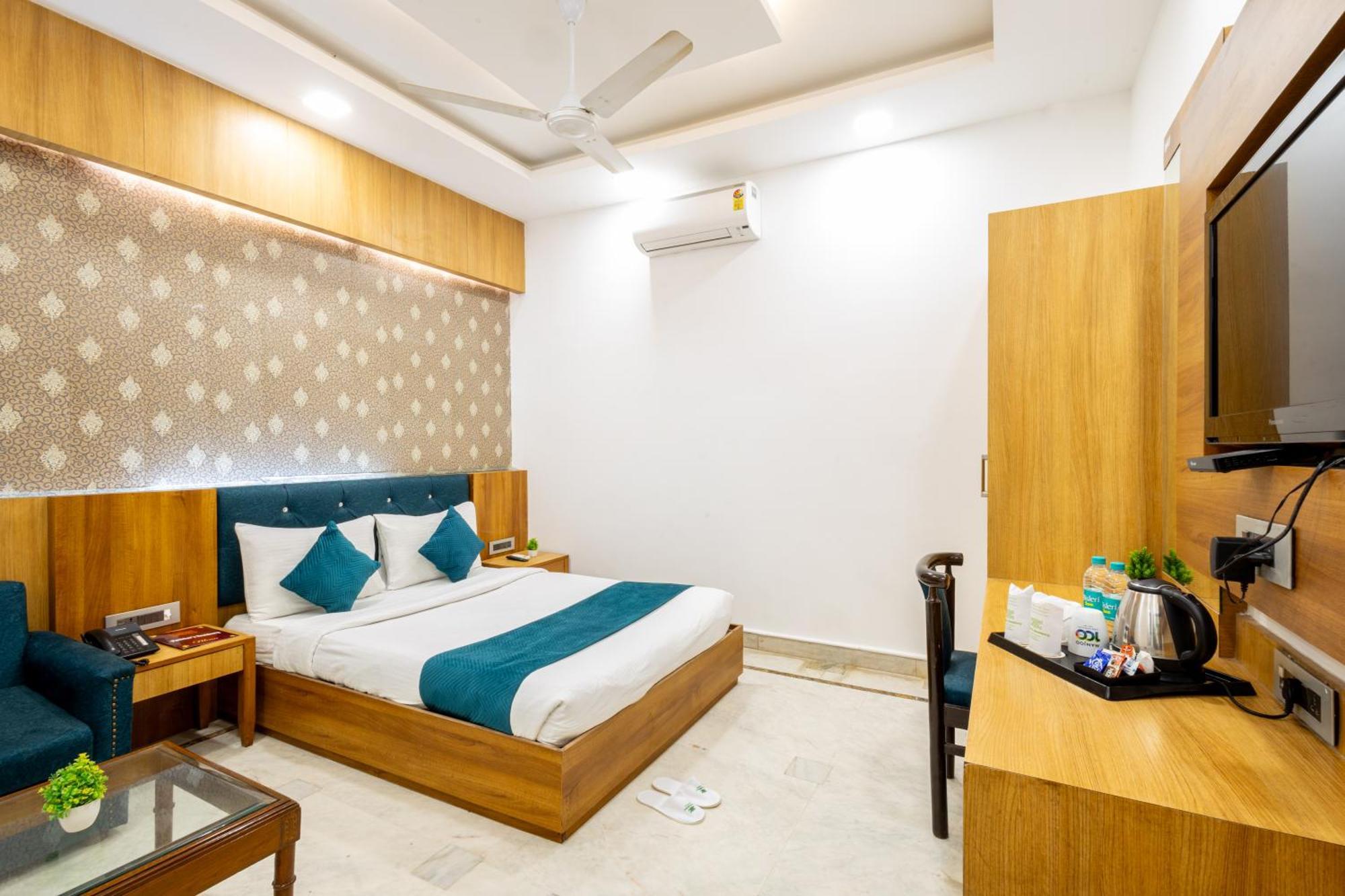 Hotel Panickers Residency - Ajmal Khan Market Near Karol Bagh Metro Delhi (National Capital Territory of India) Exterior foto